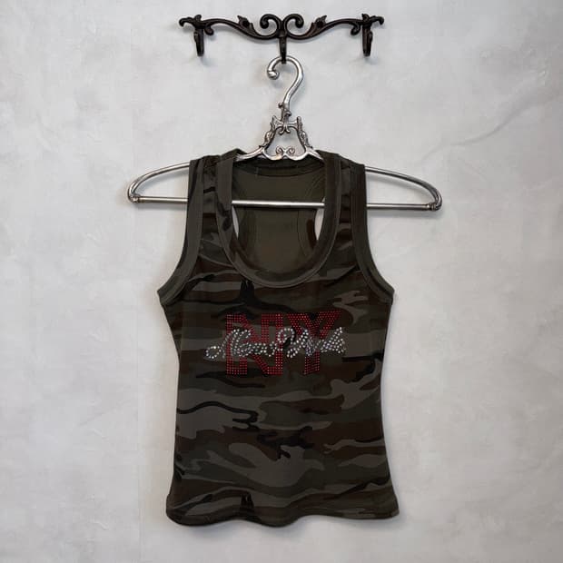 Khaki brown camouflage NY crop 슬리브리스