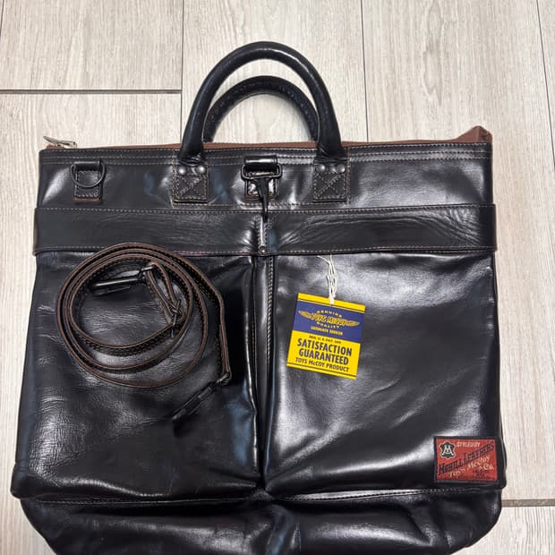 토이즈맥코이 헬멧백 (블랙)