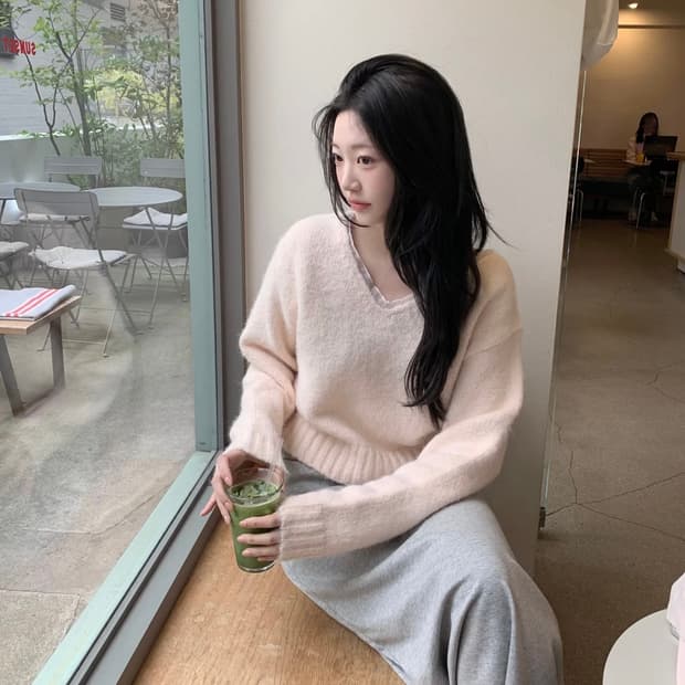 (새상품)제니오 윙스 브이 니트