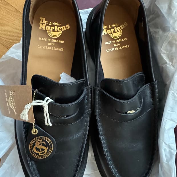 닥터마틴 MIE 펜톤 로퍼 블랙 UK9 