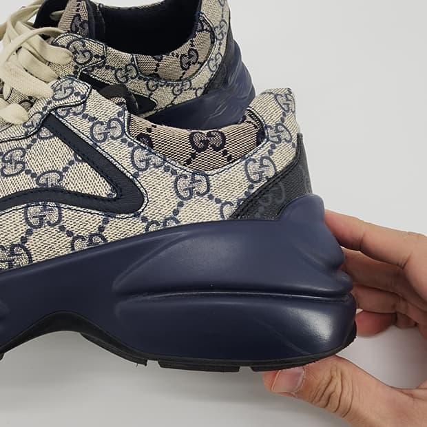 상태최상 프라다 테스토 나일론 사피아노 보스턴백 여행가방 토트형