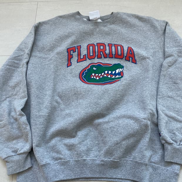 챔피온 스웻셔츠