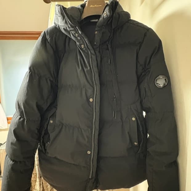 CP컴퍼니 테일러 P 블랙 다운 자켓 100