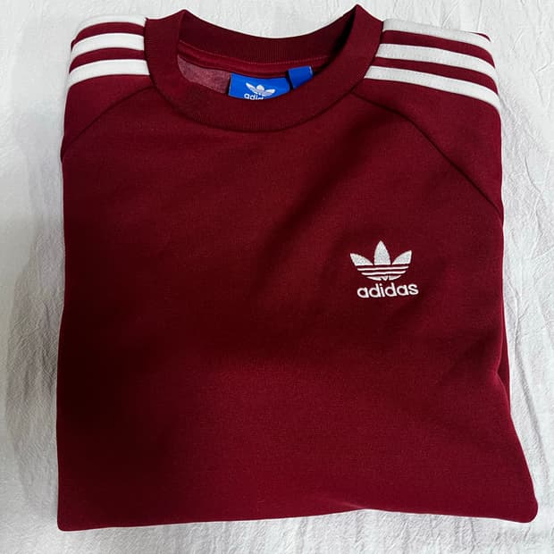 아디다스 슈퍼스타 크루 버건디 맨투맨 90