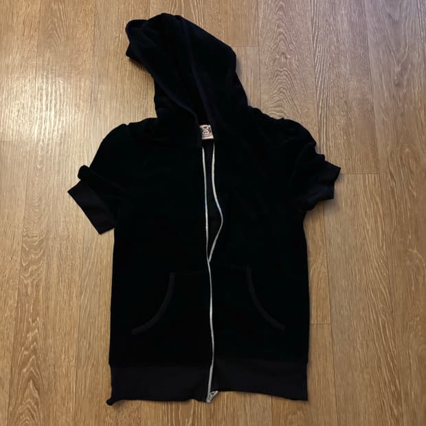 쥬시꾸뛰르 반팔 후디