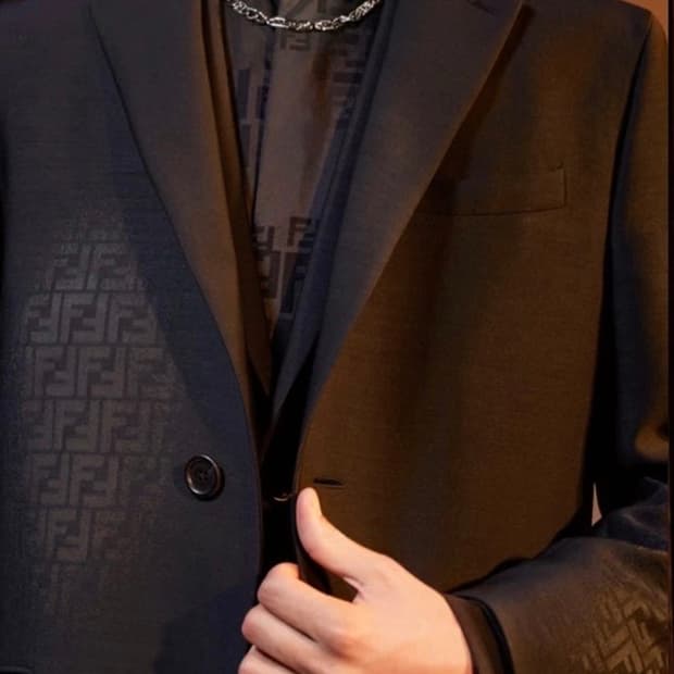 펜디 그라데이션 롱코트