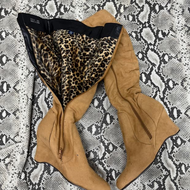 “Vintage” Y2K Leopard Detail Brown Long 