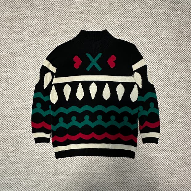 ICEBERG italy made wool knit sweater