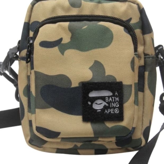 베이프 카모 황계 크로스백