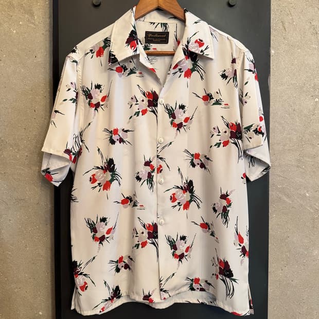 니들워크(현 블라인드파일즈) 레이온 셔츠