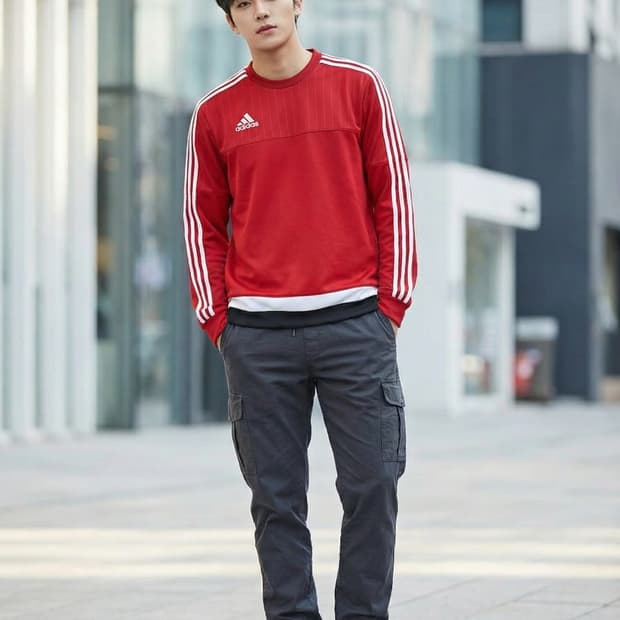 아디다스 티로15 스웨트 탑 맨투맨