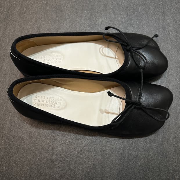 MM6 메종 마르지엘라 아나토믹 발레리나 플랫 39