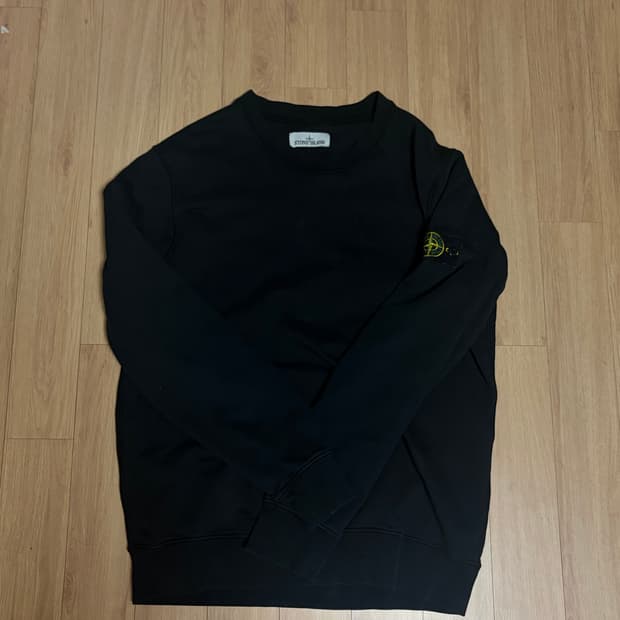 스톤아일랜드 맨투맨 (L)