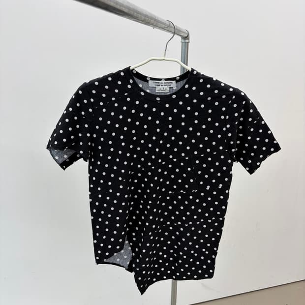comme des garcons asymmetric tshirt