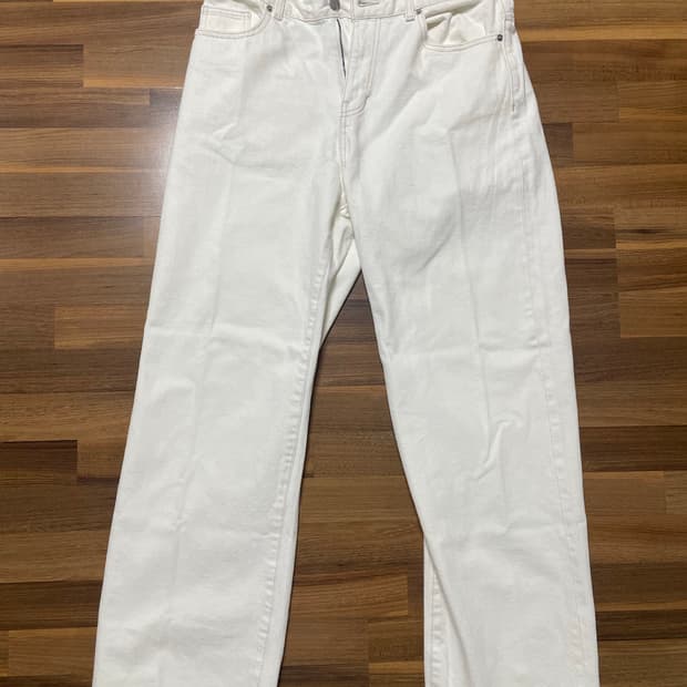 에잇세컨즈 와이드 아이보리 팬츠