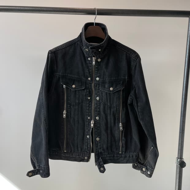 (1사이즈) 넥스트도어립스 트위스트 지퍼 트러커