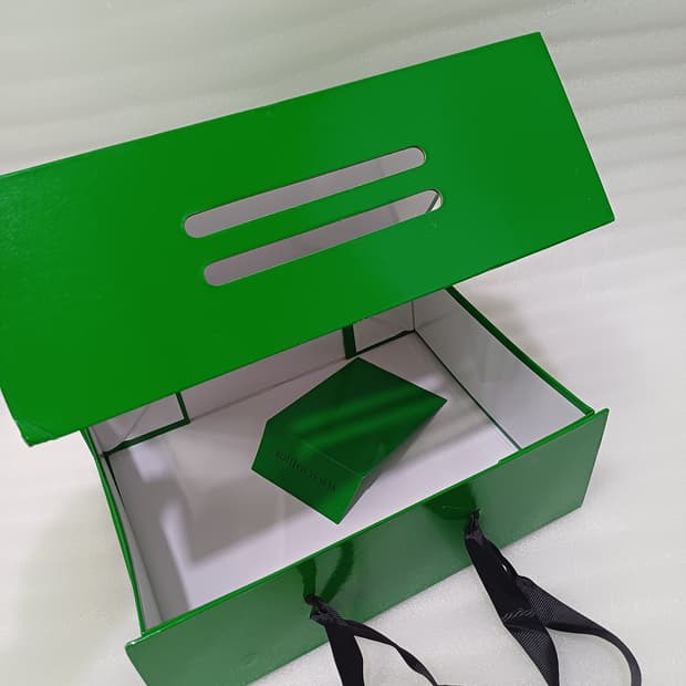 정품 명품 보테가베네타 자석 신발 상자 박스 튼튼 사랑봉봉