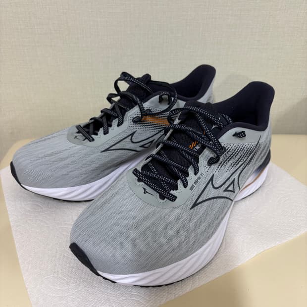 미즈노 웨이브인스파이어21 275