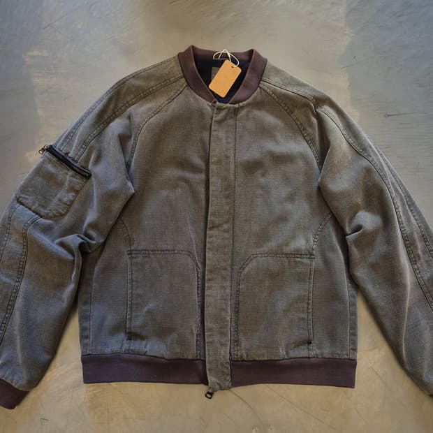 00s Armani Exchange 봄버 자켓