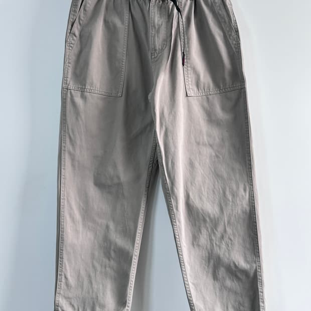 그라미치 라이트 카키 테이퍼드 팬츠 (vap.10)