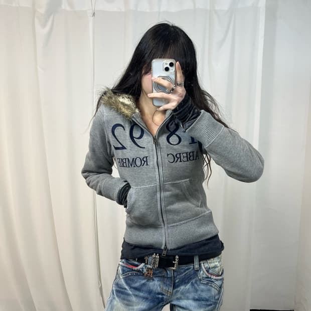 Abercrombie Grey Wolfjo Hoodie Zip-up