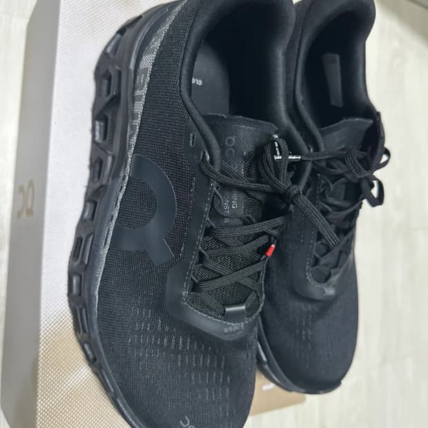 온러닝 블랙 클라우드몬스터2 / 255 급쳐