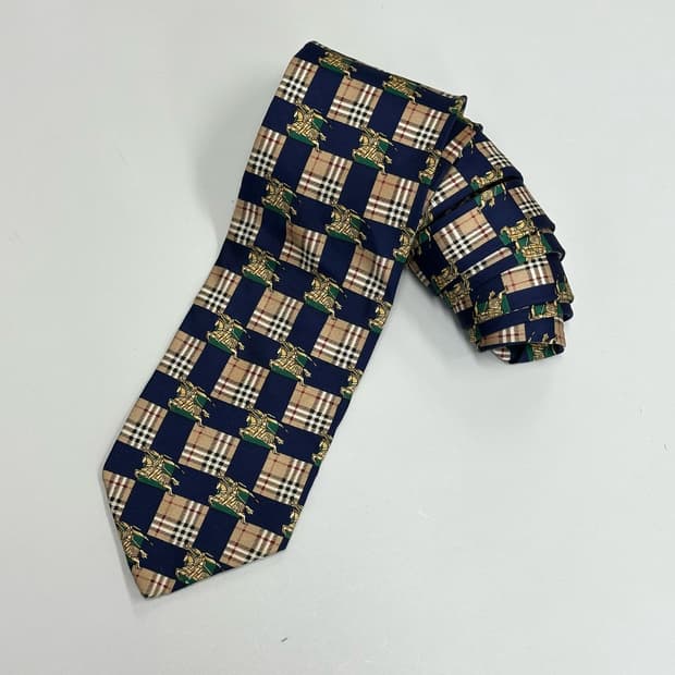 버버리 클래식 로고 체크 넥타이