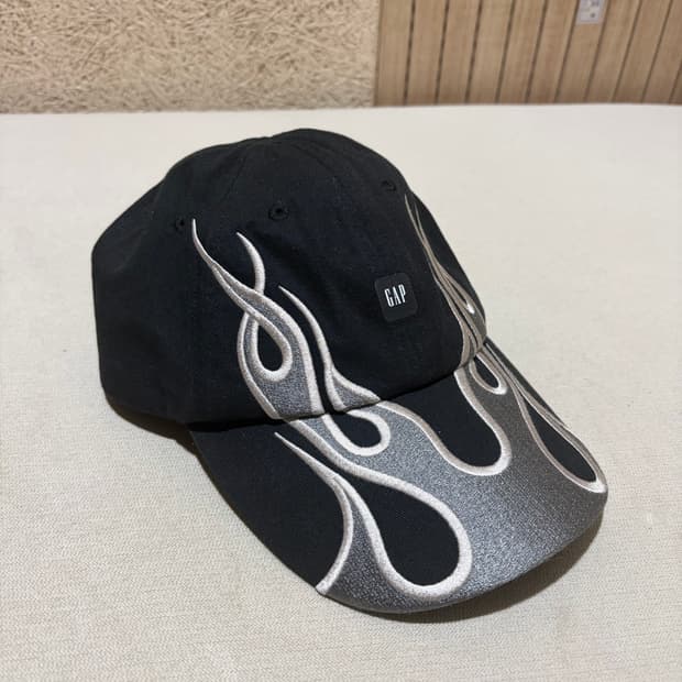 이지갭 발렌시아가 플레임캡