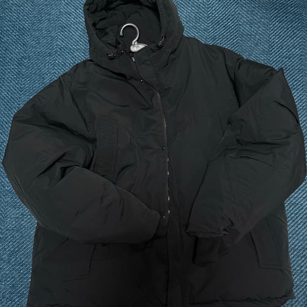 필루미네이트 후드 패딩