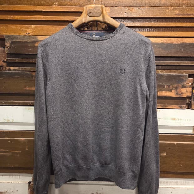 프레드페리 니트