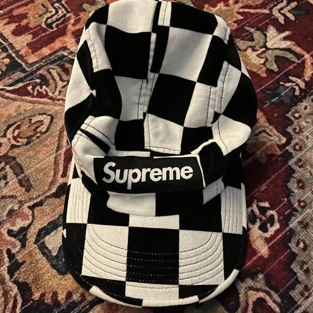 슈프림 체크패턴 캠프캡