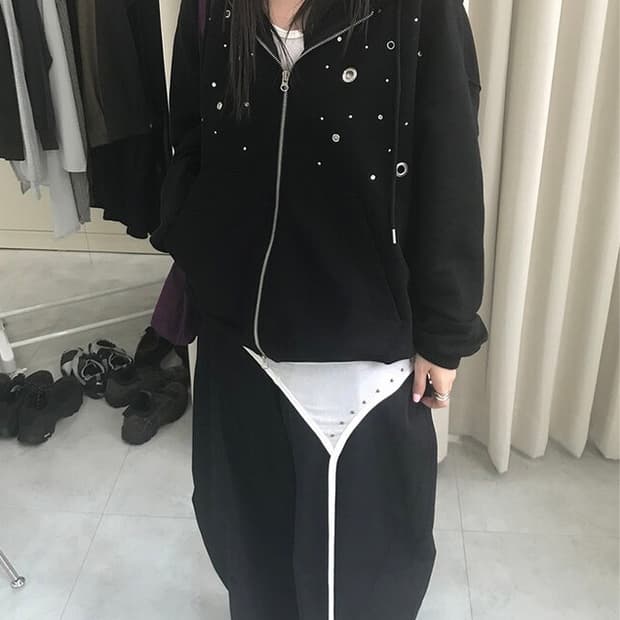 더니로 스터드 레이어드언발 나시 블랙