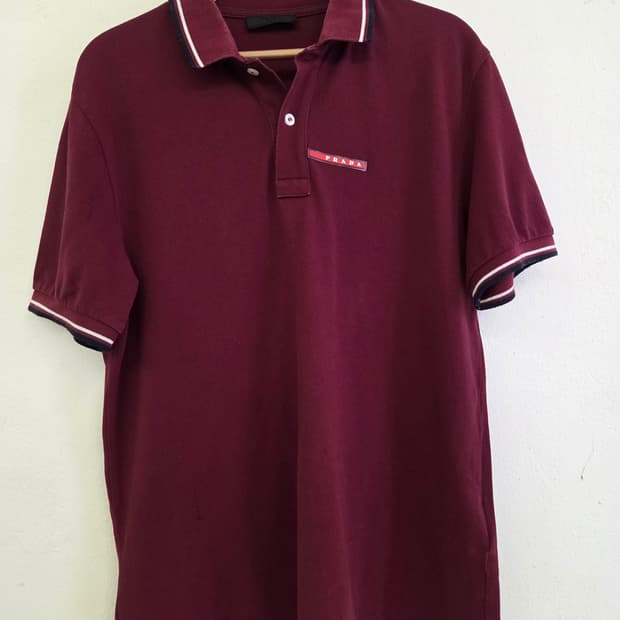 프라다 남성 와인색 카라티 L