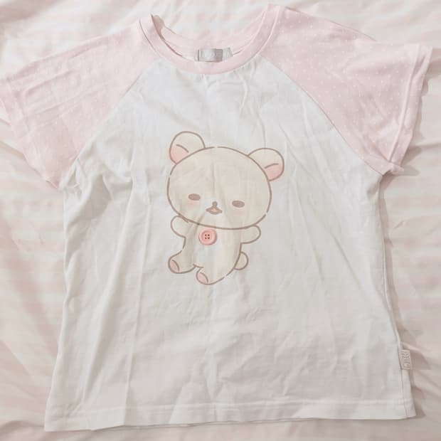 허그유어스킨 코리락쿠마 도트 레글런 티