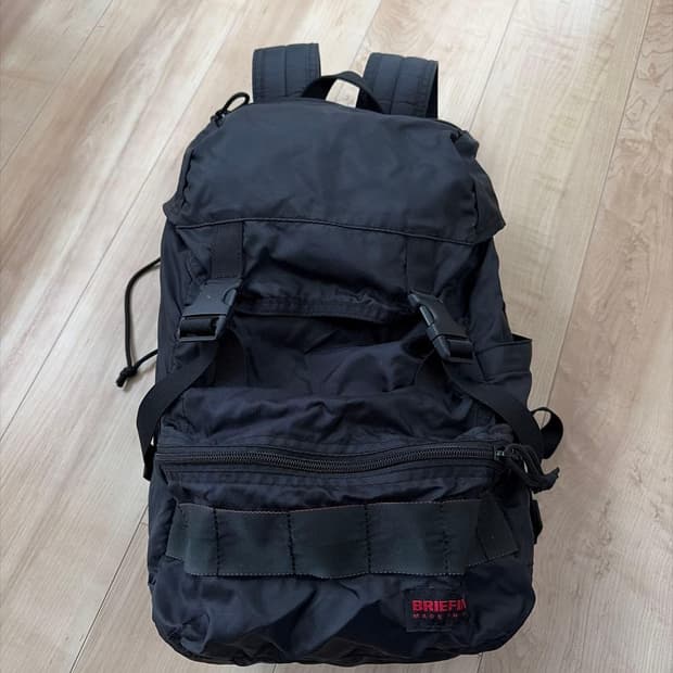 브리핑 백팩