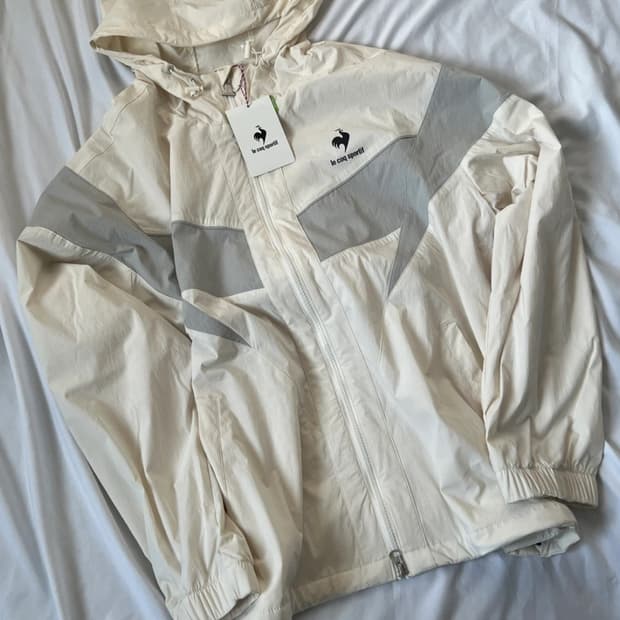 [새상품] 르꼬끄 바람막이