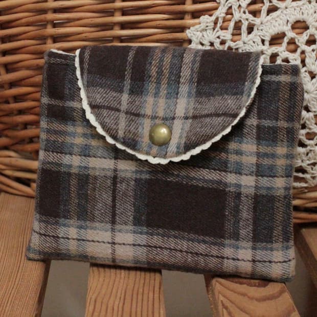 핸드메이드 레이스 체크 파우치