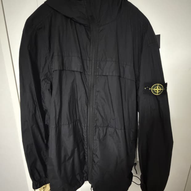 스톤아일랜드 크링클랩스 자켓 24ss XXL(105-110) 국내판