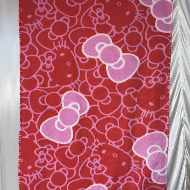 헬로키티 담요 레드 고전 갸루 방꾸