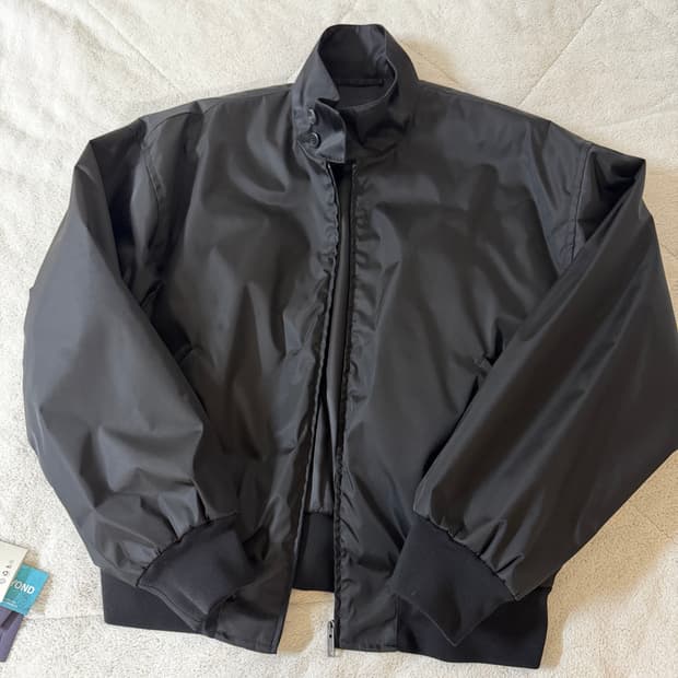 [L] 프라다 리나일론 해링턴 자켓 블랙