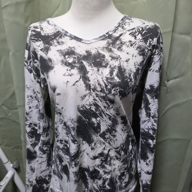 타이다이 롱슬리브리스