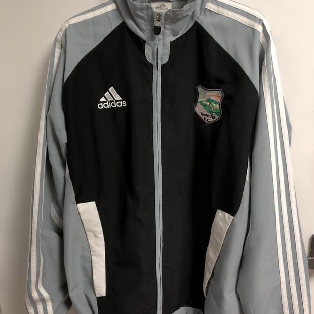 아디다스 바람막이