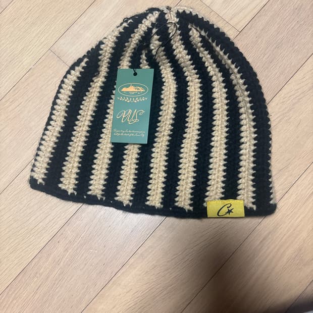 코르테이즈 스트라이프 비니