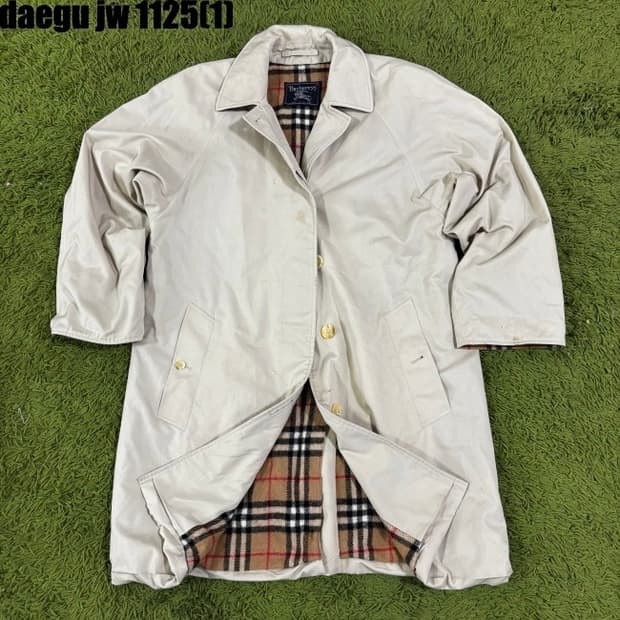 버버리 구형 자켓
