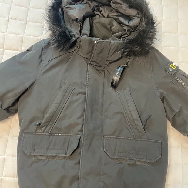 네셔널지오그래픽 숏패딩 타루가 M