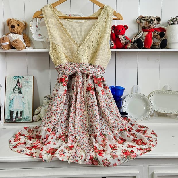 엑시즈팜(Axes Femme) 플로럴 니트 배색 원피스