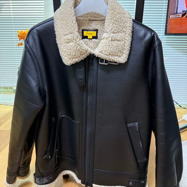 더레스큐 쿠마나 무스탕 L