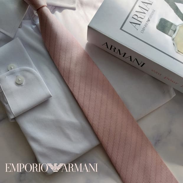 엠포리오 아르마니 실크 핑크 헤링본 넥타이 9cm A등급 K1515
