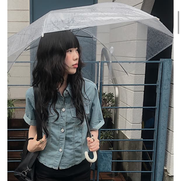 애니원모어 하늘 크롭 데님 반팔 셔츠