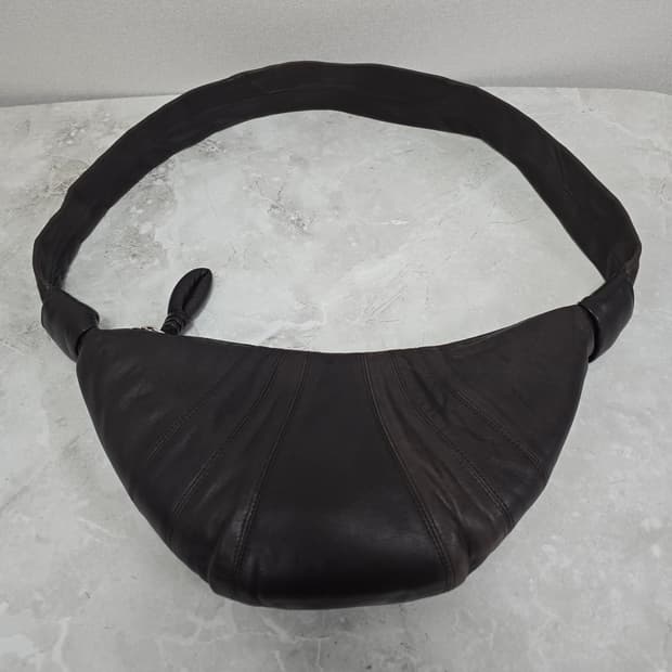 르메르 크루아상 숄더백 스몰 판매